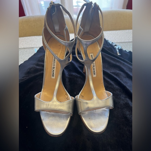 Manolo Blahnik Silver heels - Picture 1 of 11